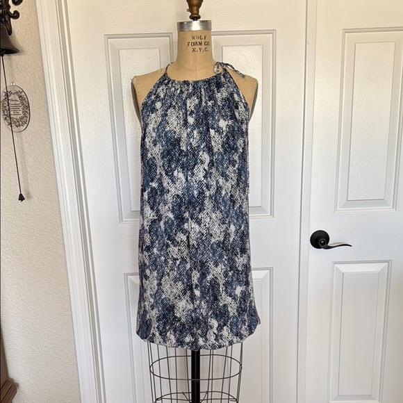 BCBGMaxAzria Dresses & Skirts - BCBG Maxazria Blue Snake Print Halter Women's Dress. Size S